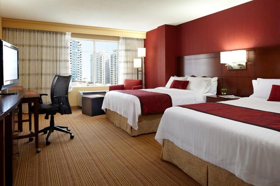 Готель Courtyard By Marriott Ottawa Downtown Екстер'єр фото
